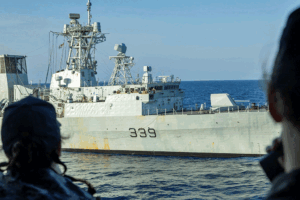 HMAS Toowoomba & HMCS Charlottetown ﻿TOWEX